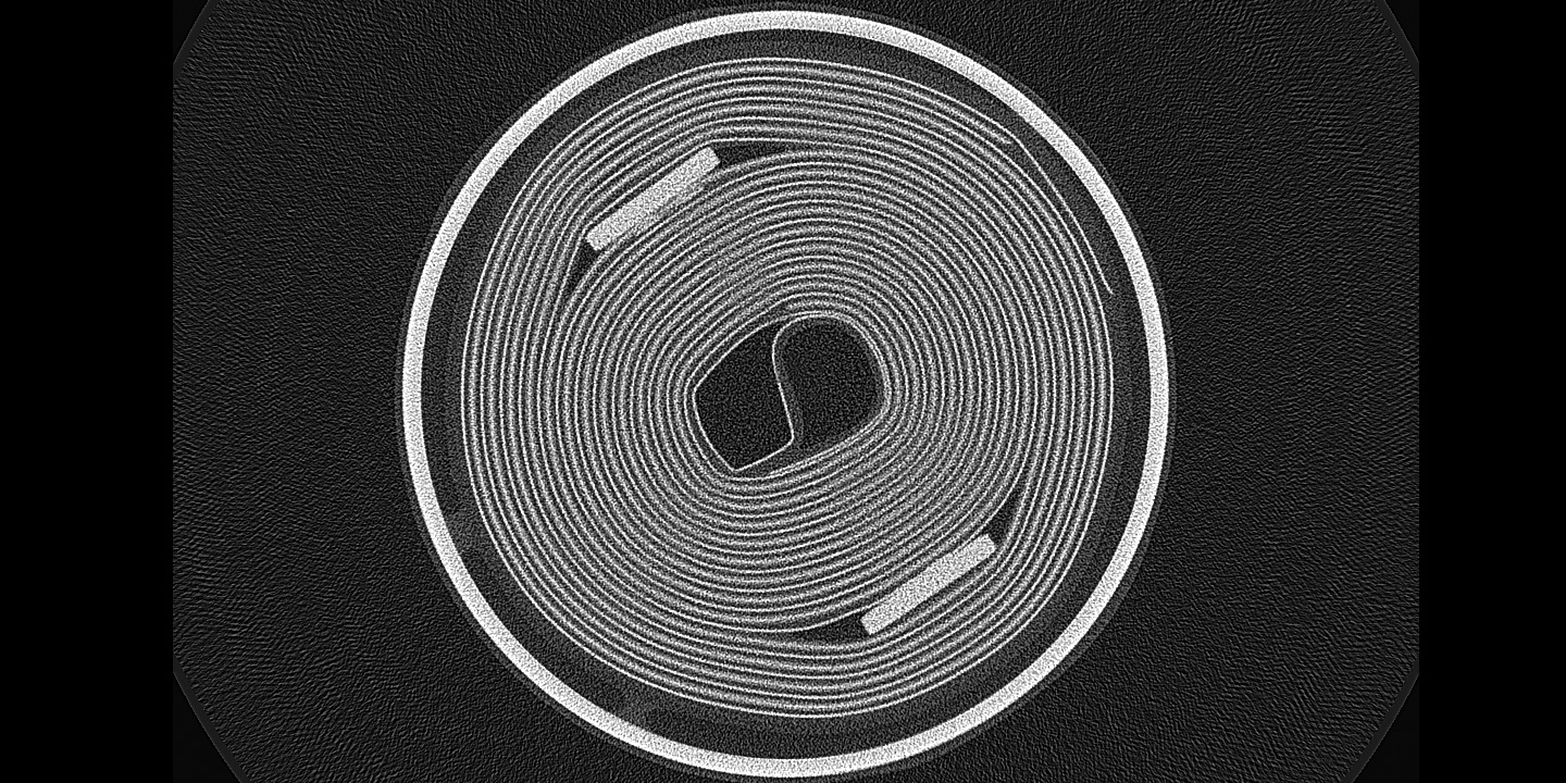 ノイズ低減前のリチウムイオン電池のX線透過画像